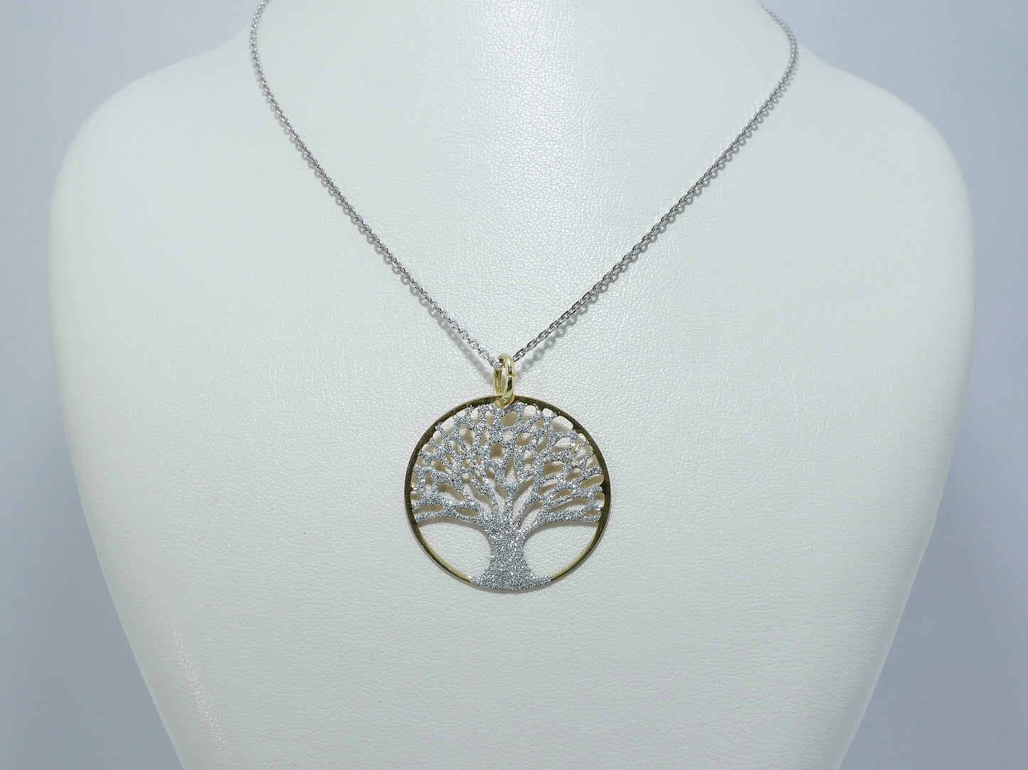 Collana in argento con albero della vita