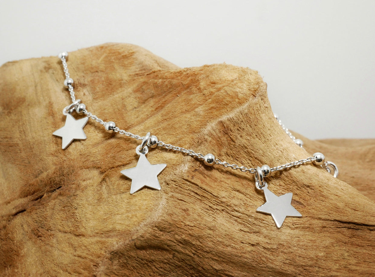 Bracciale in argento con stelle