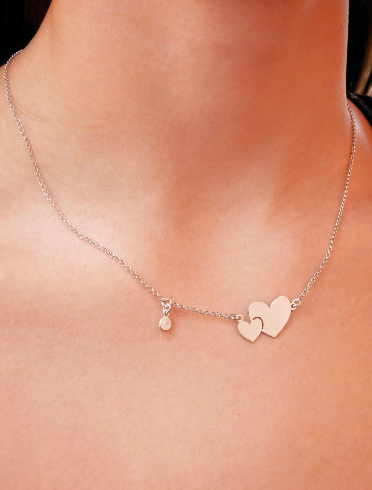 Collana in argento con cuore e zircone brillante