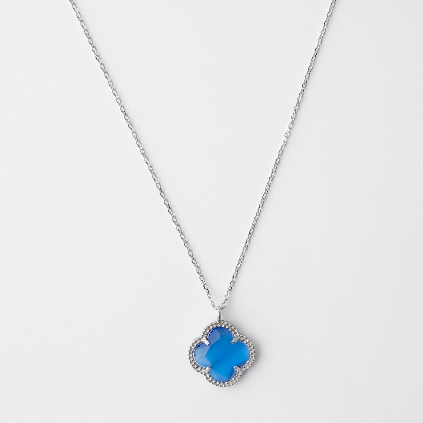 Clover | Collana con quarzo blu
