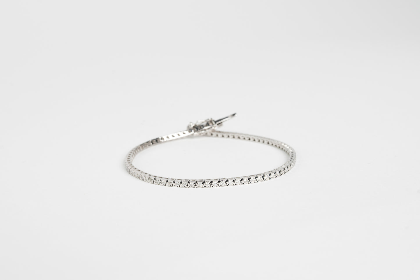 Bracciale tennis con diamanti