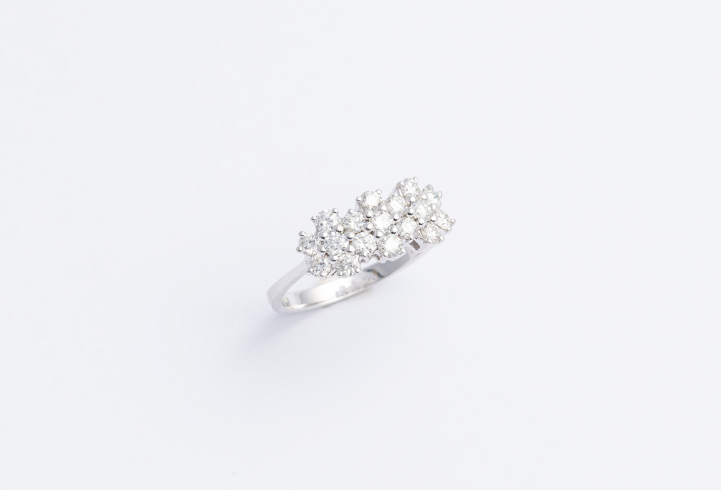Anello fantasia a fiori