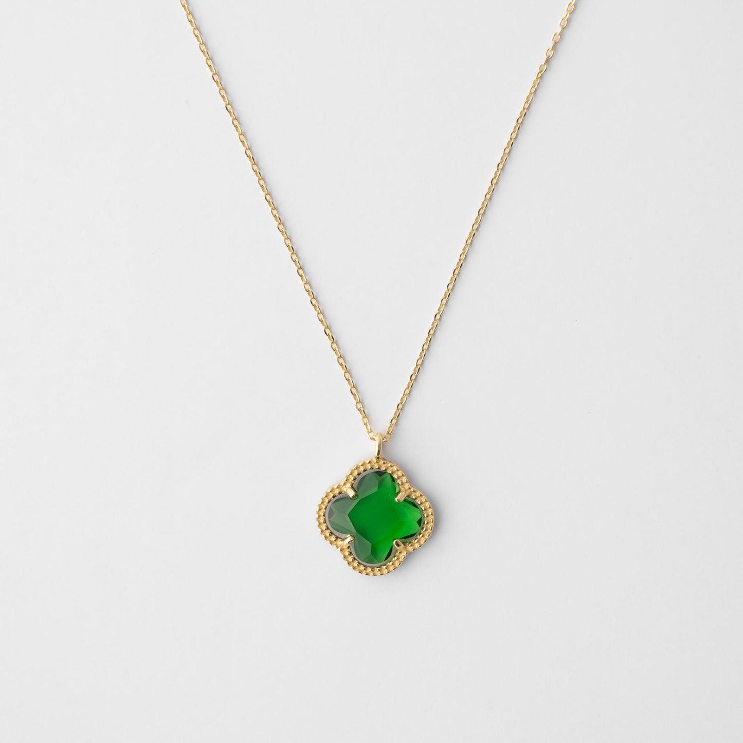 Clover | ollana con quarzo verde smeraldo